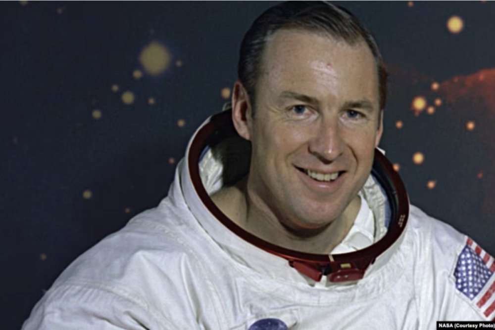 Джим Ловелл_Профессия.jpg